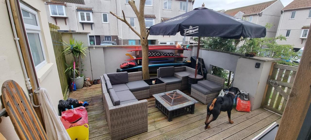 Hidden Gem Near The Beach With Pool Table New Quay Esterno foto