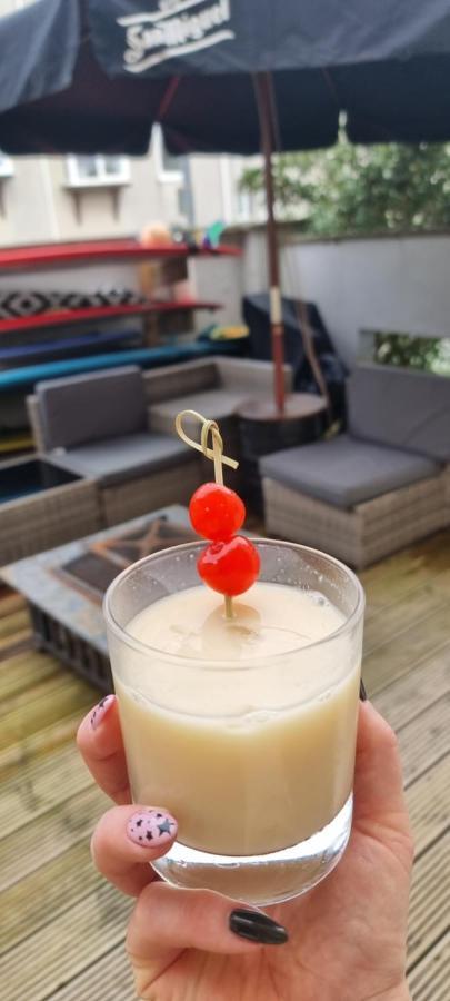 Hidden Gem Near The Beach With Pool Table New Quay Esterno foto